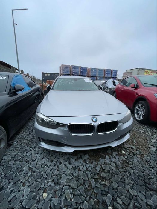 БМВ Ф30 328 2014 рік