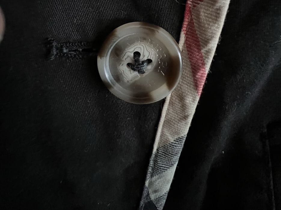 Burberry czarny płaszcz trencz kratka S pasek