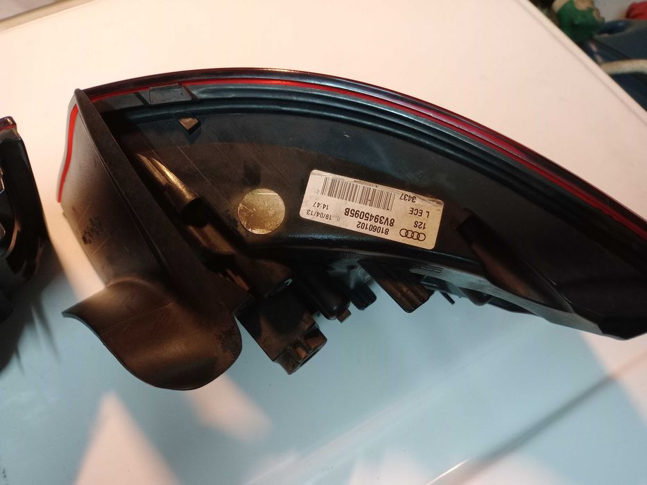 Vendo conjunto de farolins traseiros LED Audi A3