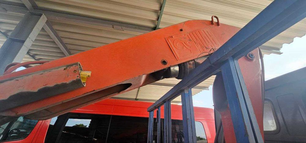 ЗИЛ 5301 (Бичок) 2005 кран-манипулятор