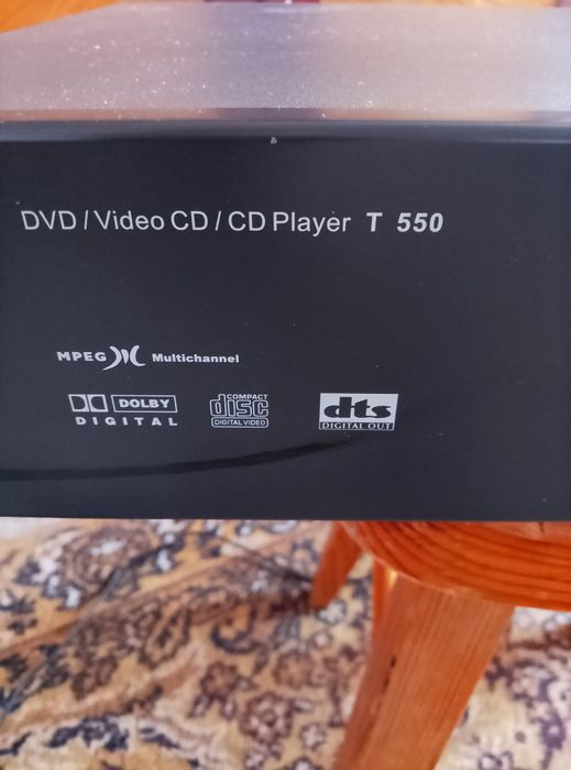 NAD T550 odtwatzacz CD VCD DVD player