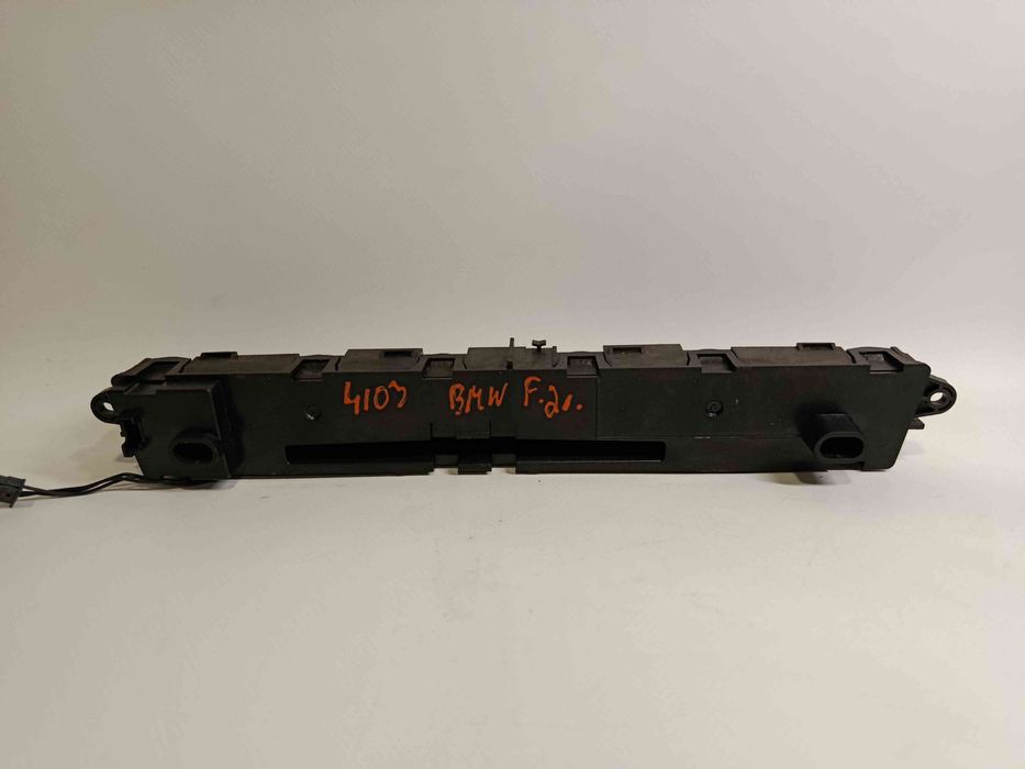 Rádio / auto-rádio BMW 1 (F20)