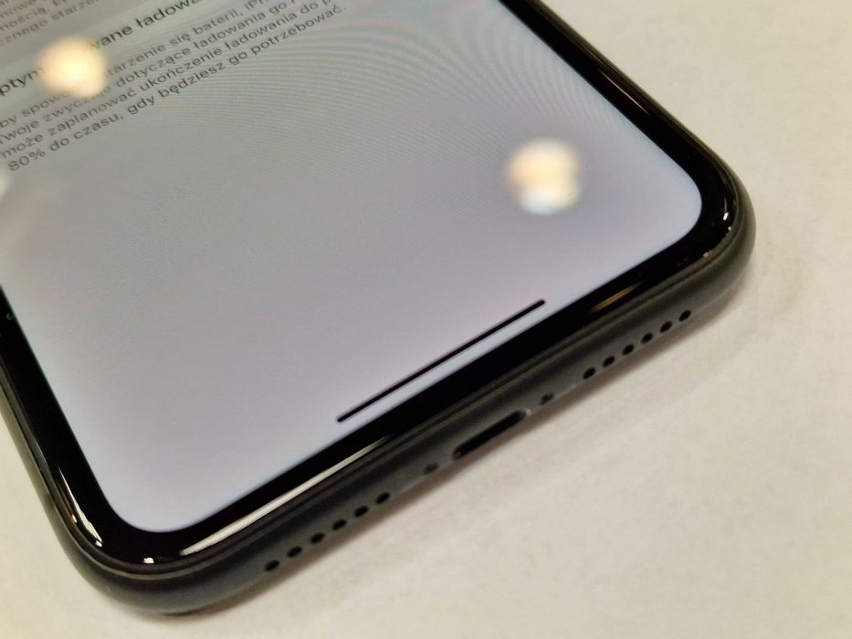 Iphone 11 128GB/ Black/ Grade A-/ Bat ~~82%/ Gwarancja + ładowarka