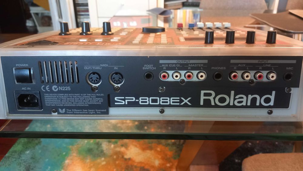 Sampler Roland SP-808 EX