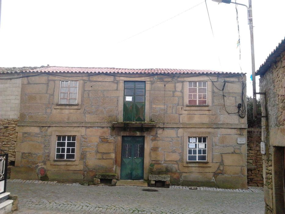 Vende Moradia T3 em Freixeda do Torrão, Figueira de Castelo Rodrigo