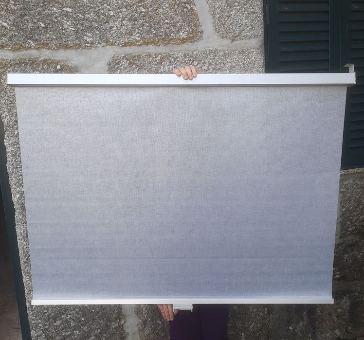 Estoro, com 1.15 x 1.08 (AxL)