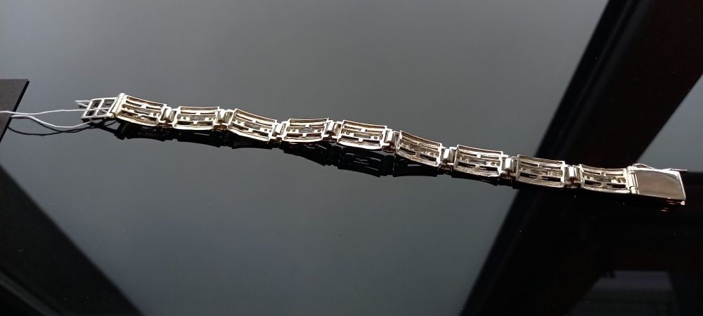 Браслет серебряный со вставками золота и фианитами. Новый. ОБМЕН.