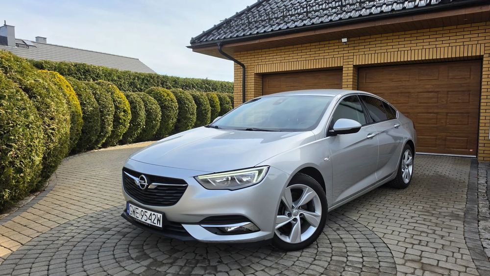 Opel Insignia 4x4 Grand Sport 2.0 diesel 170KM / Carplay / Android Auto / hak