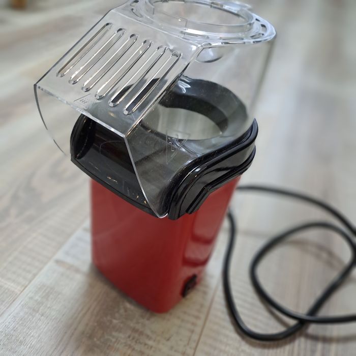 Попкорниця + подарунок до неї кукурудза для попкорну