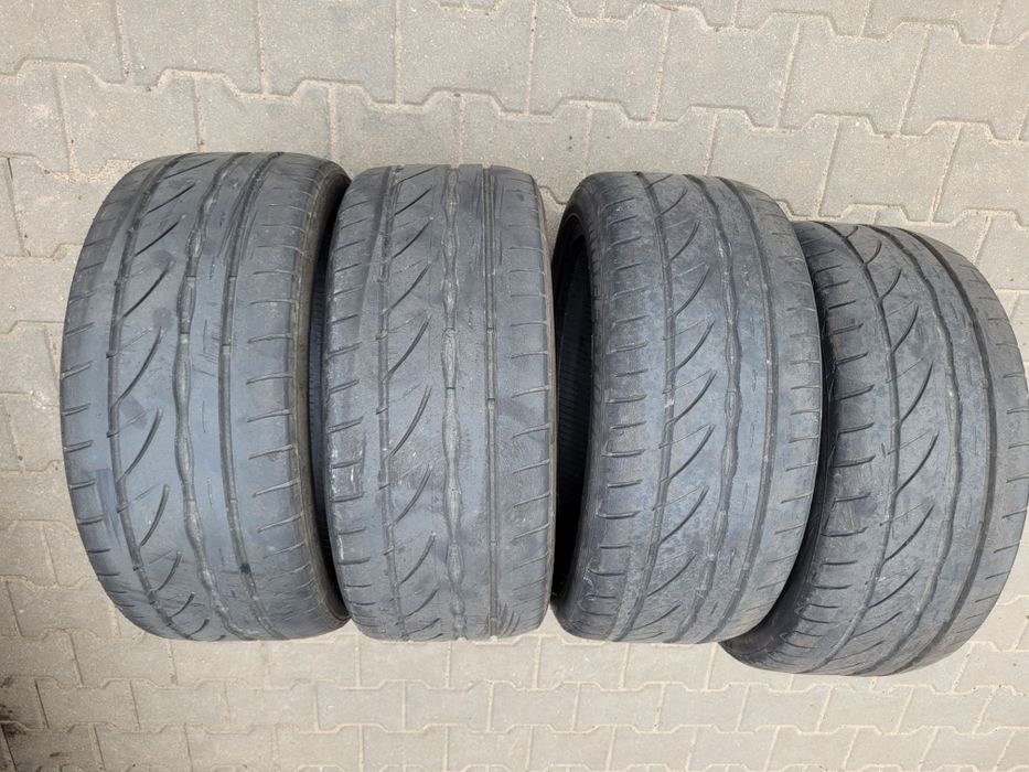 Bridgestone 235/40/18