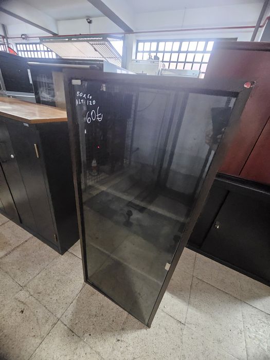 Armário escritório porta vidro