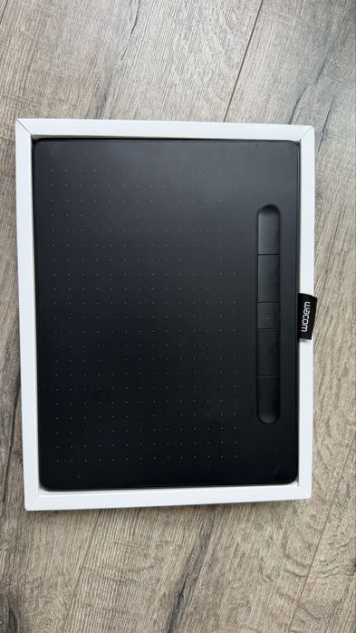 Mesa Digitalizadora Wacom Bluetooth Medium – Estado Impecável