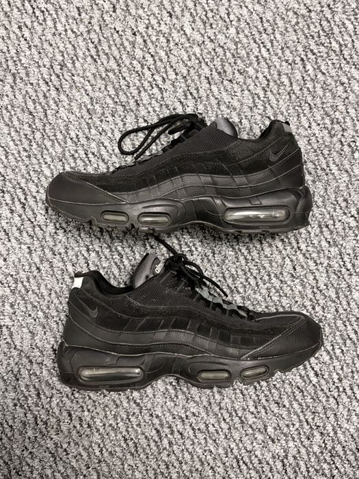 Nike air max 95 triple black