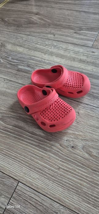 Buciki dziecięce croksy r.21