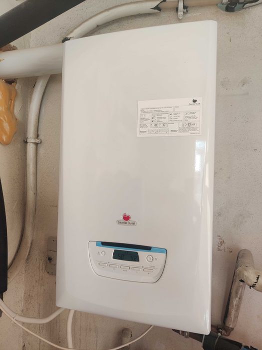 Caldeira a gás Duval - 1 ano de uso