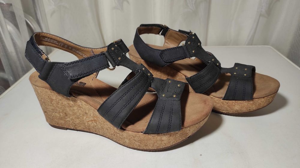 Босоніжки жіночі на платформі,Clarks soft cushion,д.у.25,0см