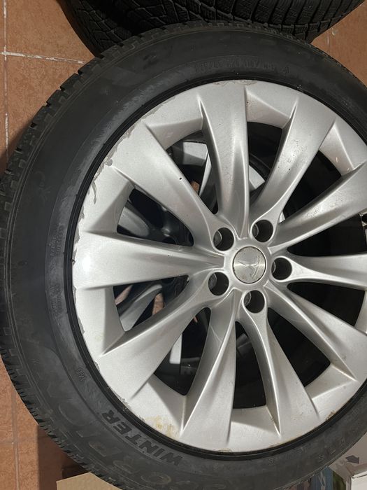 4 Jantes Tesla Model X Originais 20’’ com pneus de Neve