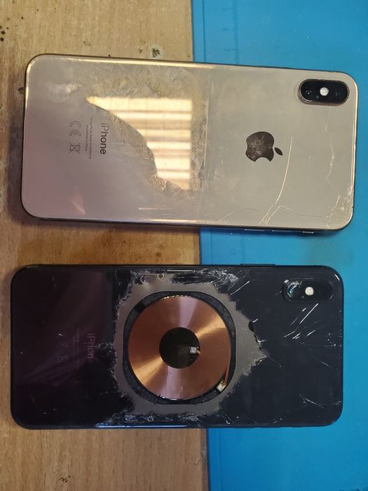 Продам два донора для xs max плати на айклауді