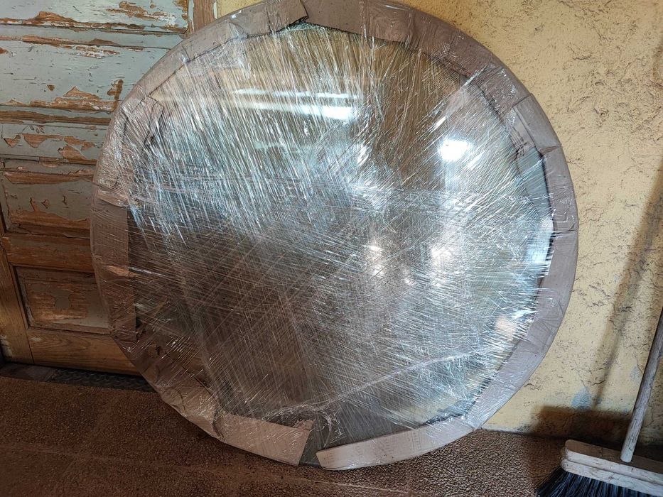 Glass Round Table64740670116867121