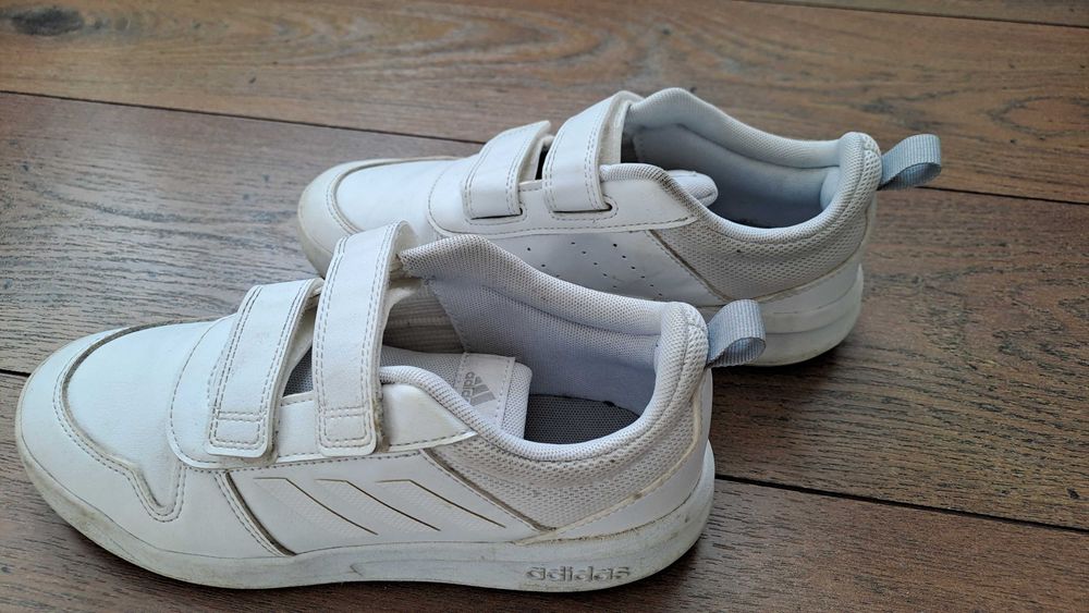 Buty sportowe dla chłopca