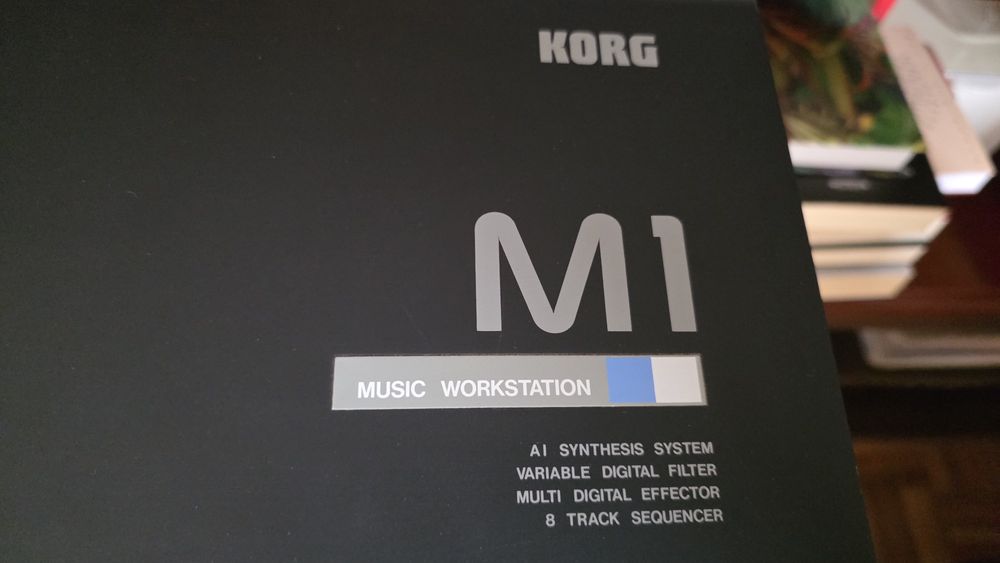 Teclado M1 Korg Music Workstation