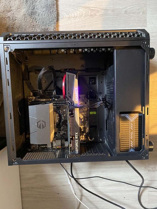 Sprzedam komputer gamingowy z monitorem