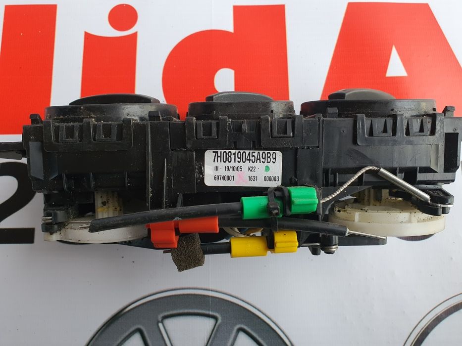 Переключатель печки Фольксваген Т 5 Volkswagen T 5.