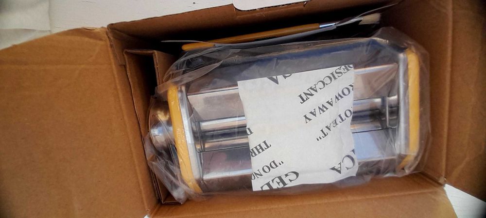 Máquina de massa Tescoma Delícia novo