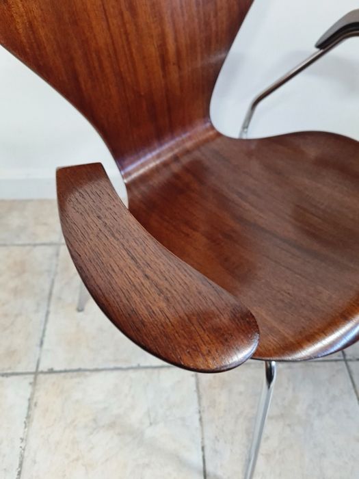 Krzesło proj.Arne Jacobsen model 3107 Fritz Hansen,mid century