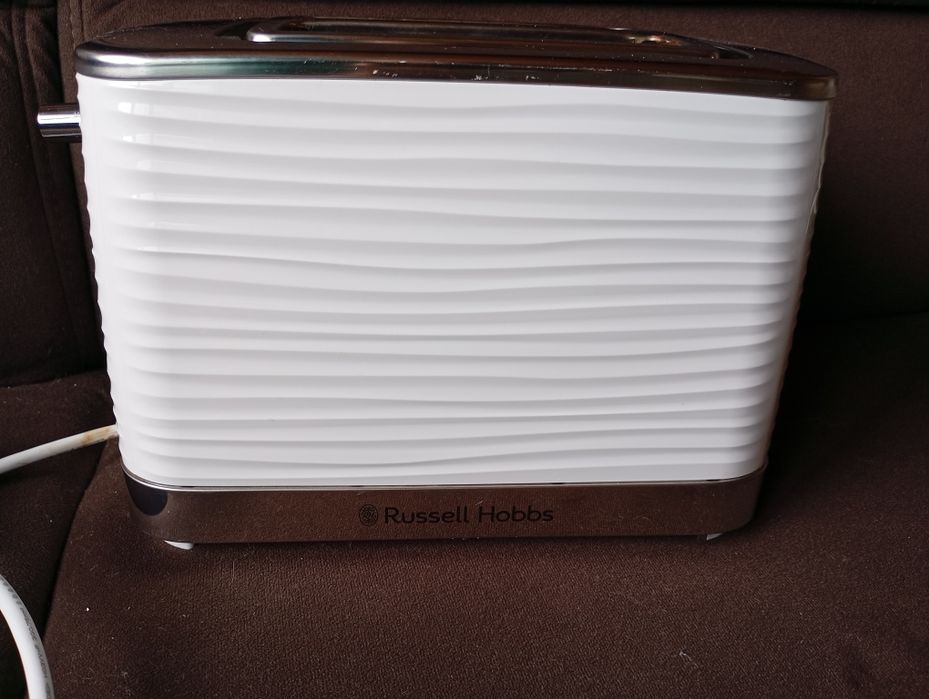 Тостер Russell Hobbs