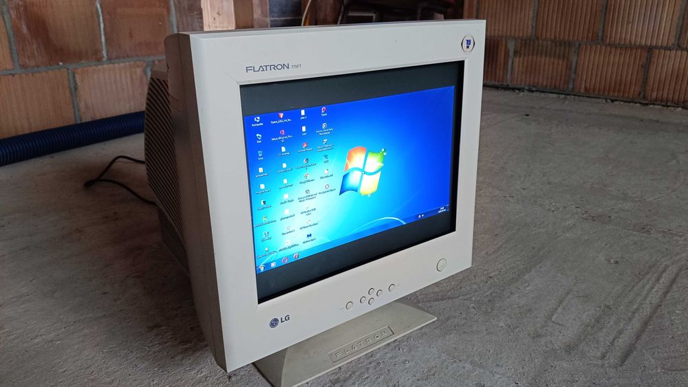 Monitor LG Flatron 775FT