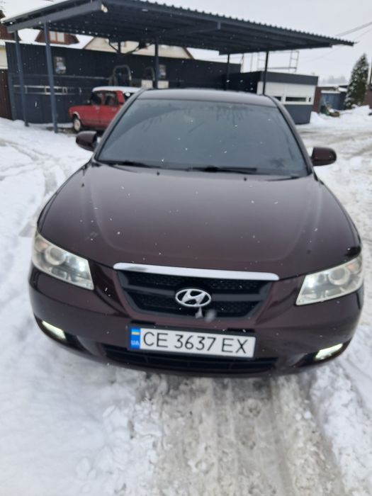 Hyundai Sonata гарна і доглянута