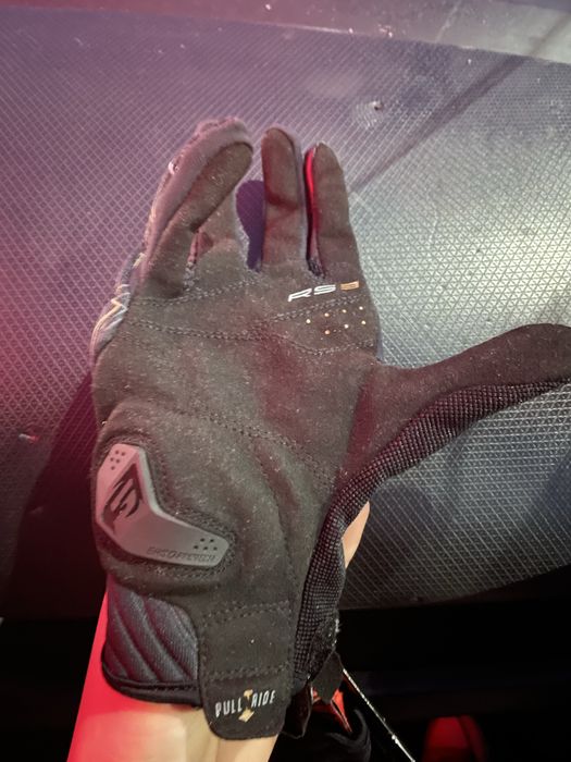 Luvas para moto novas