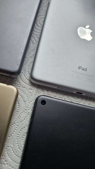 Ipad mini 2,3,4,5 на запчастини