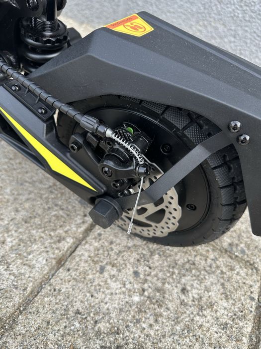 Trotinete 1400w.
