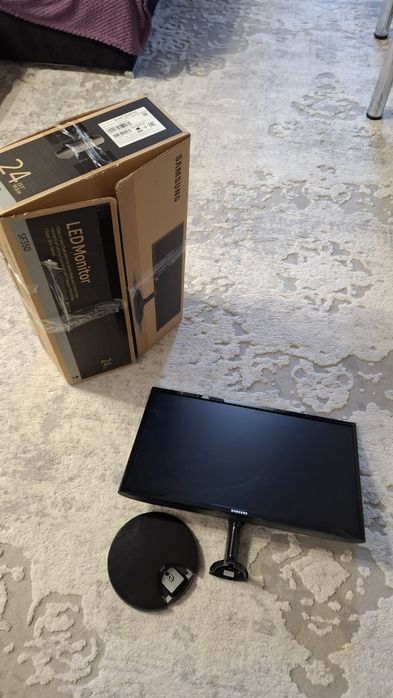 Продам монитор Samsung 24