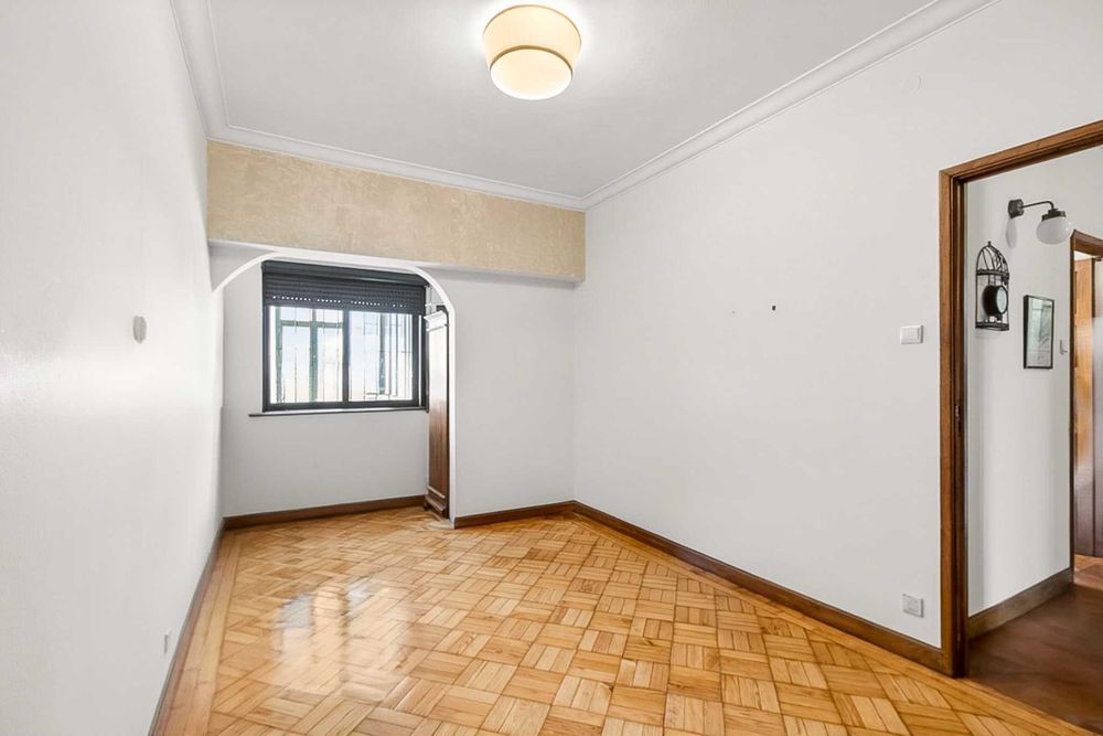 Apartamento à venda em Rua Aval de Cima 277, Porto
