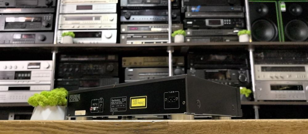 CD-програвач Technics SL-P222