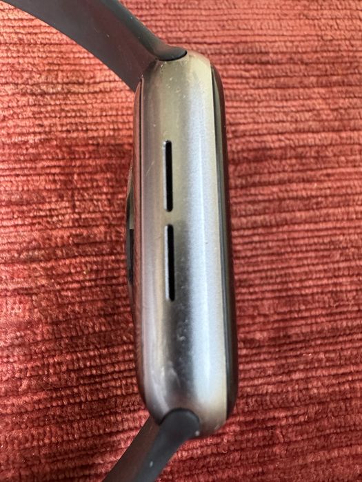 Apple Watch SE 44mm (2020)