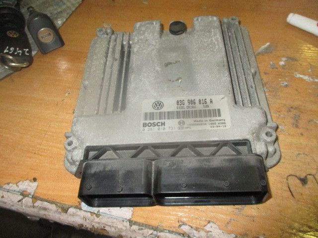 Centralina motor / ECU VOLKSWAGEN Touran (1T)