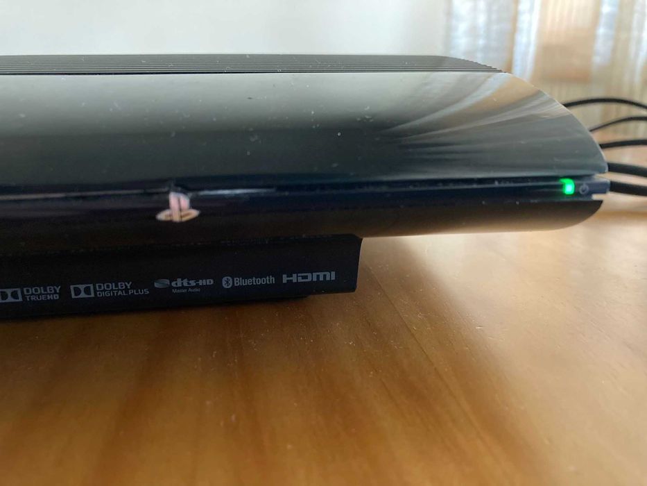 PS3 Super Slim 320GB s/comando (Ver descrição)