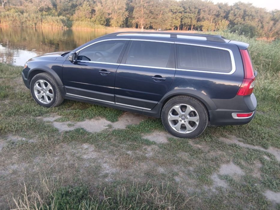 Volvo xc70 2,4 Disel 2009 рік .