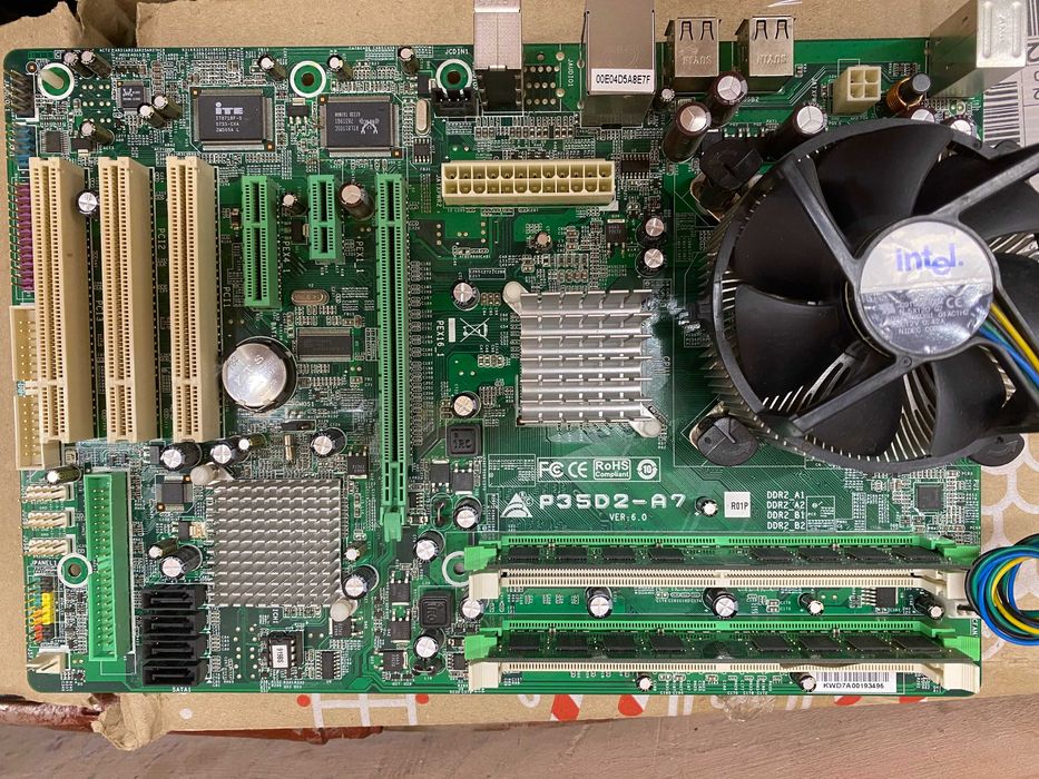 Легендарний Intel P35 + Core 2 Duo E4600 2.4ГГц + 5ГБ DDR2. Офіс/ЧПУ/Ретро