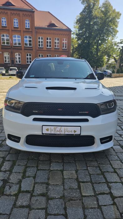 Wynajem auta do ślubu Dodge Challenger Durango