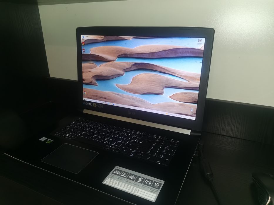 Aser Aspire7 A717-71G-58U3