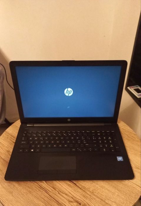 HP 250 G6 3168NGW 8GB/500GB bateria 6 godzin