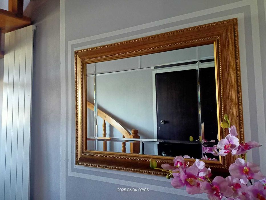 Lustro w pieknej ramie 89cm x 67 cm