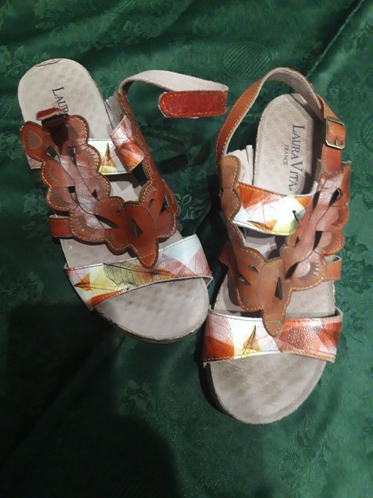 Босоножки шкіряні, LAURA VITA