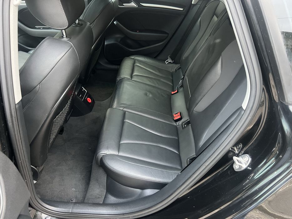 AUDI A3 8V Sportback   1.4B   Automat