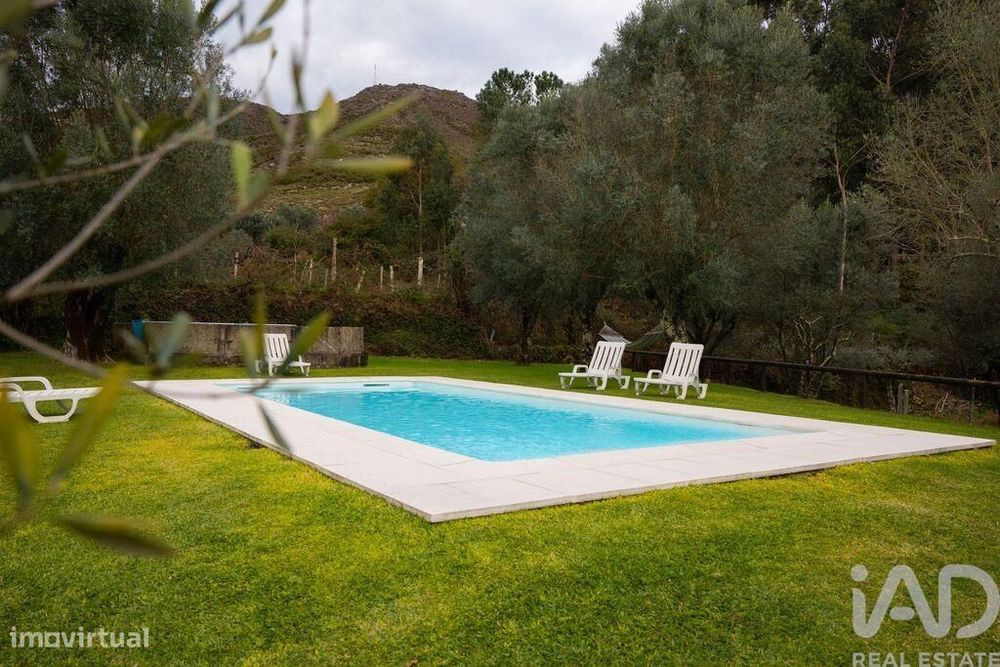 Casa de aldeia T2 em Gondoriz de 116,00 m2
